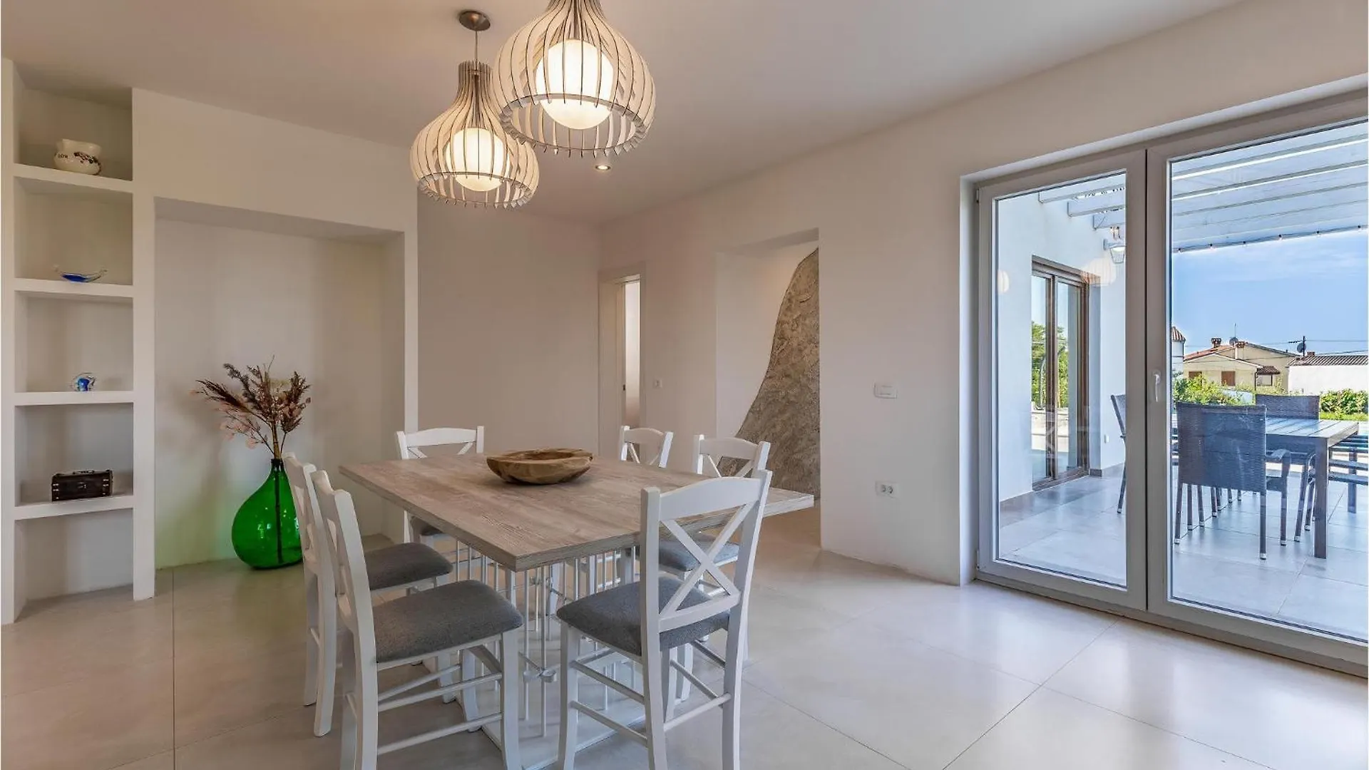 2 Bedroom Lovely Home In Hrboki
