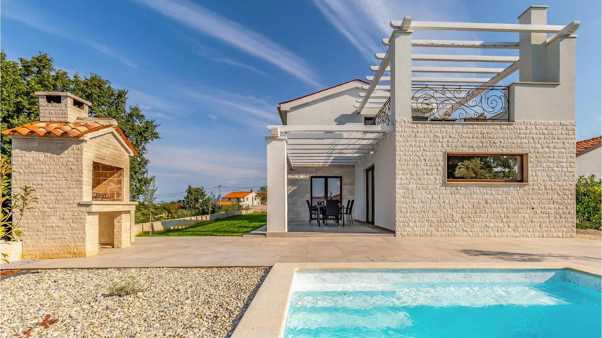 2 Bedroom Lovely Home In Hrboki